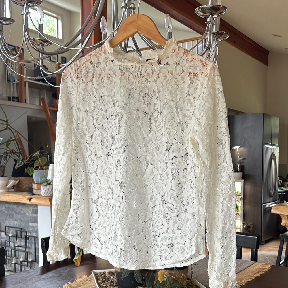 NWT Adele Berto White Lace Women's Blouse